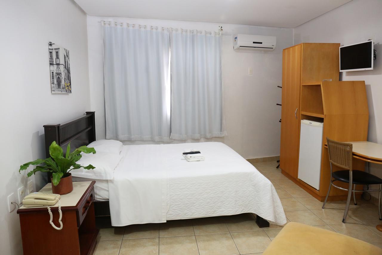 Licia Hotel Joao Pinheiro Luaran gambar